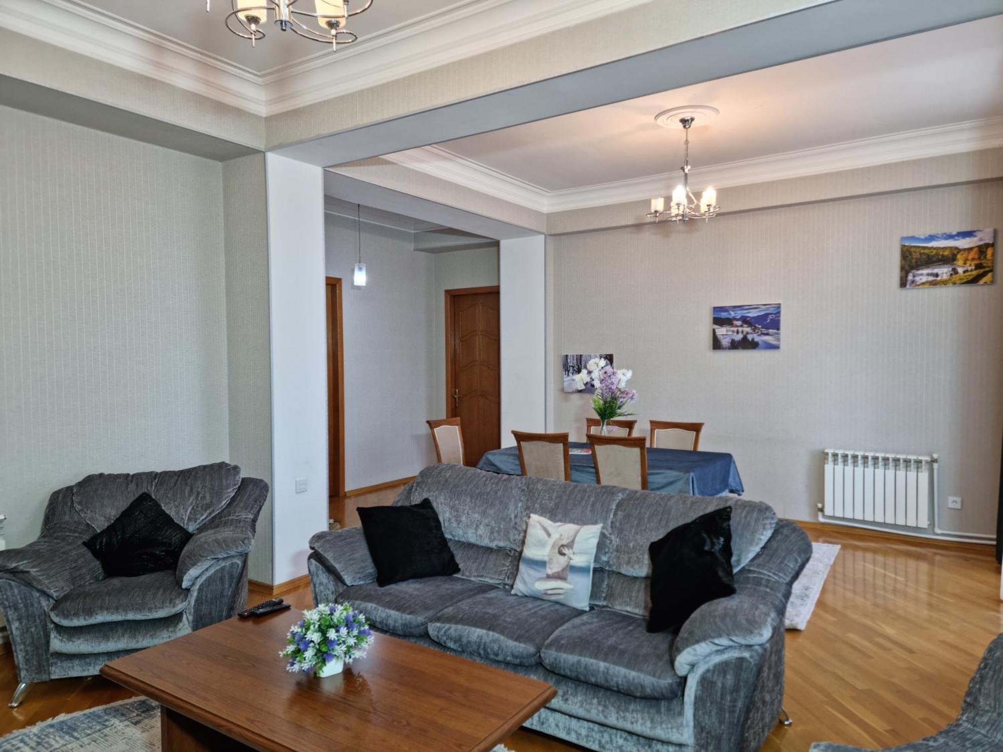 Mayden Family Apartment 巴库 外观 照片
